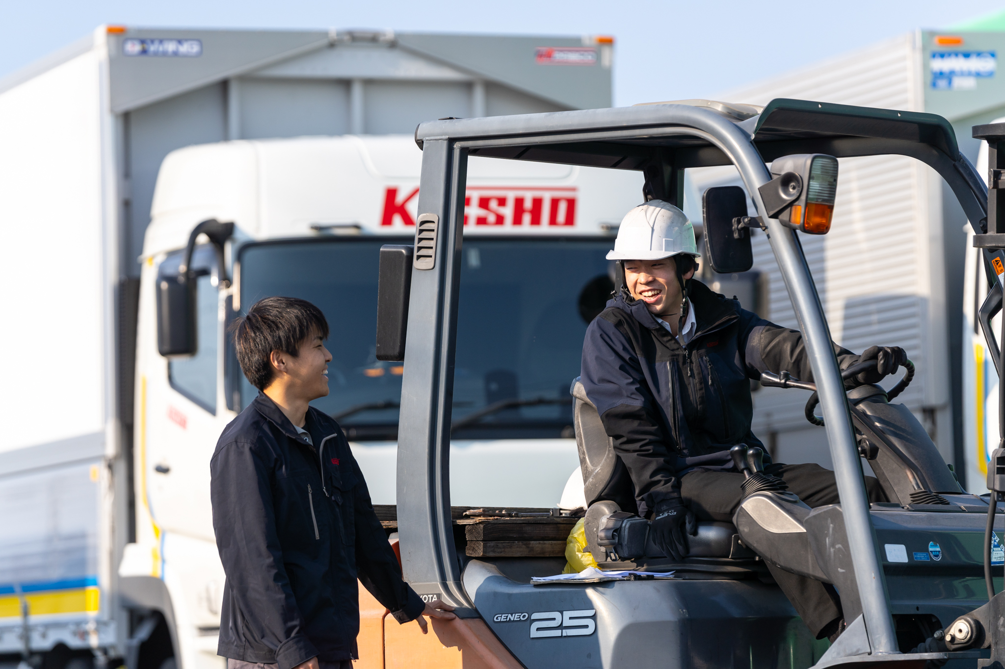 【定期便】4tトラックドライバー