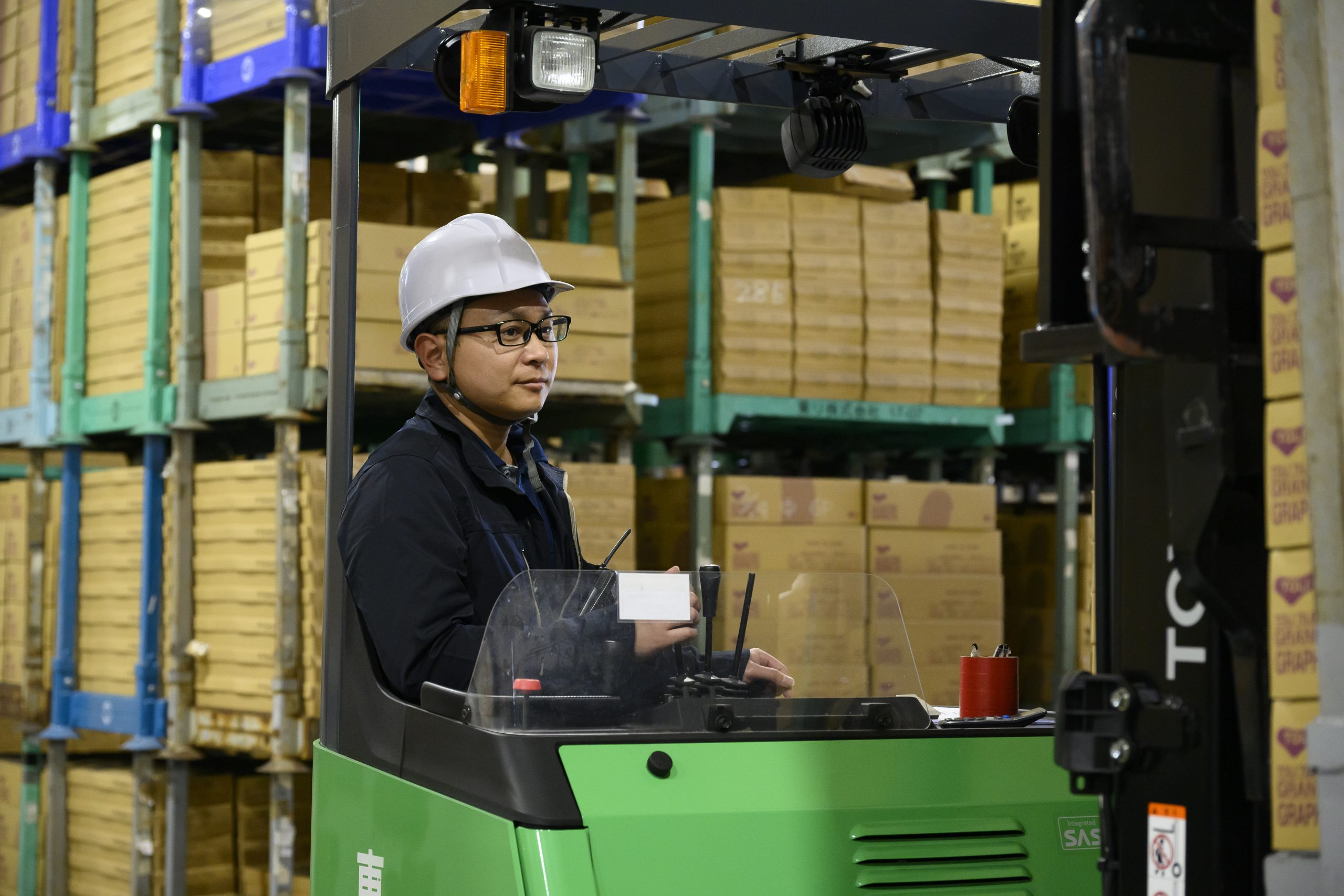 物流倉庫の倉庫作業スタッフ【小牧物流センター】